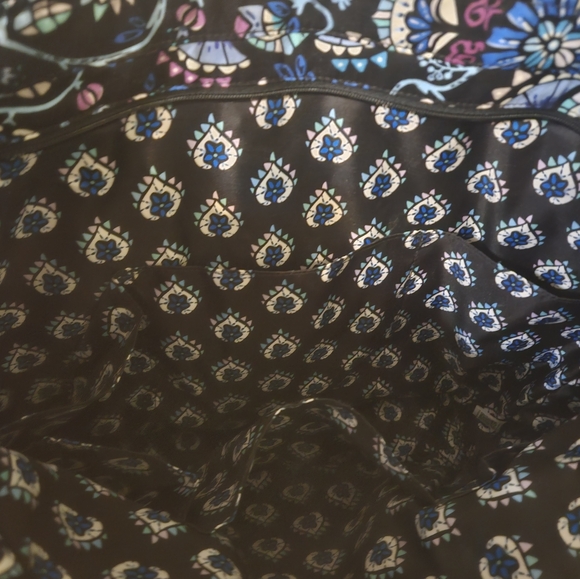 Vera Bradley Large Tote - Picture 4 of 12